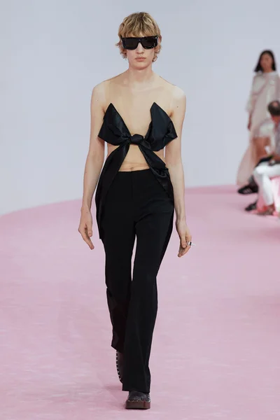 Look 30